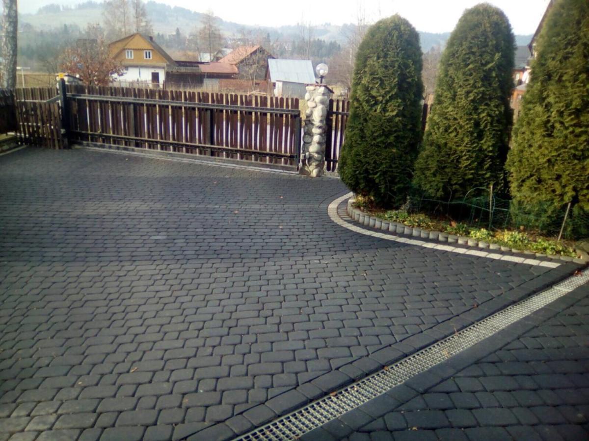 Chatka Gazdzinek Czarna Góra 外观 照片